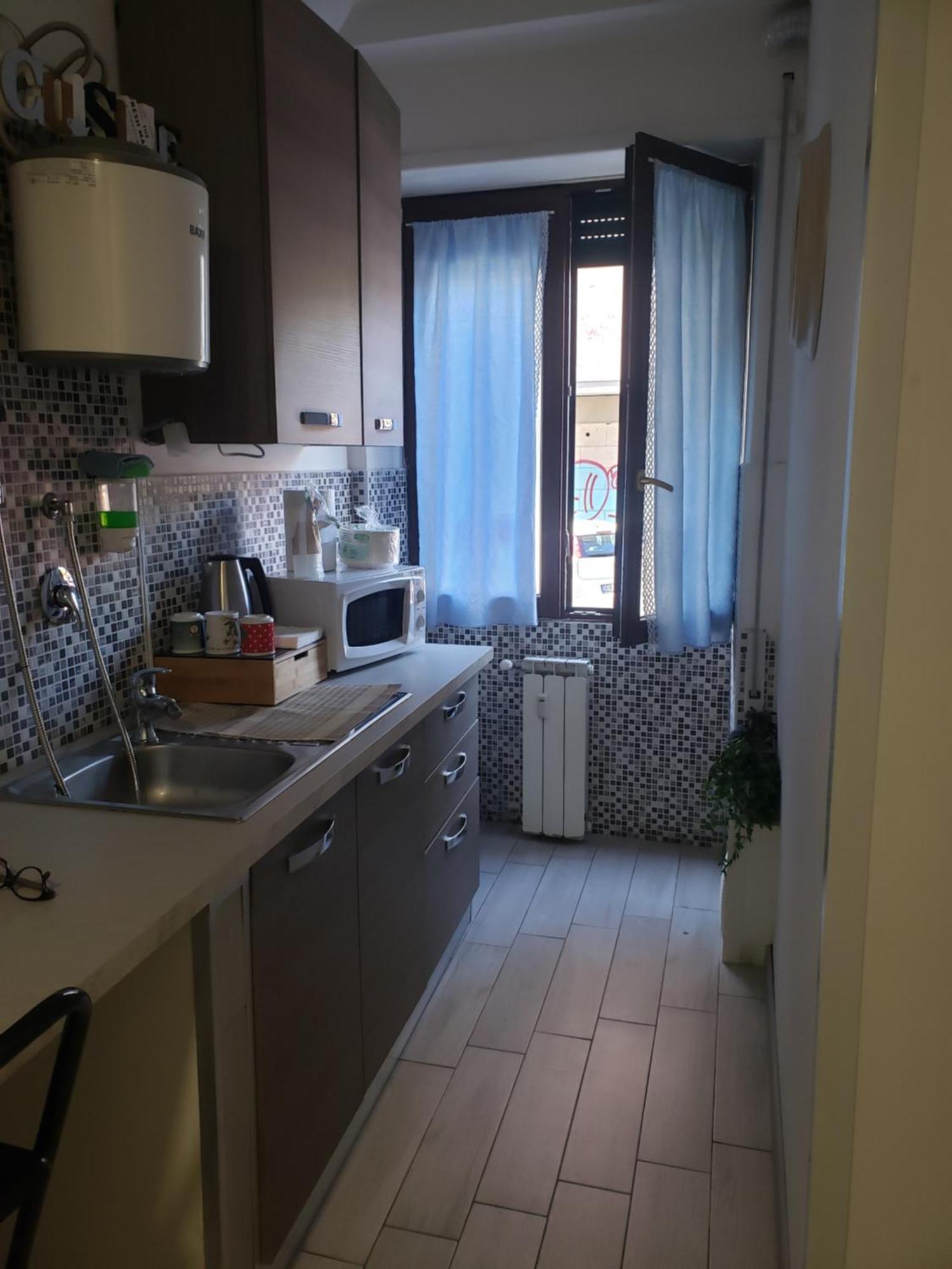 Metro B 10 Passi Dalla Metro B Bed & Breakfast Roma