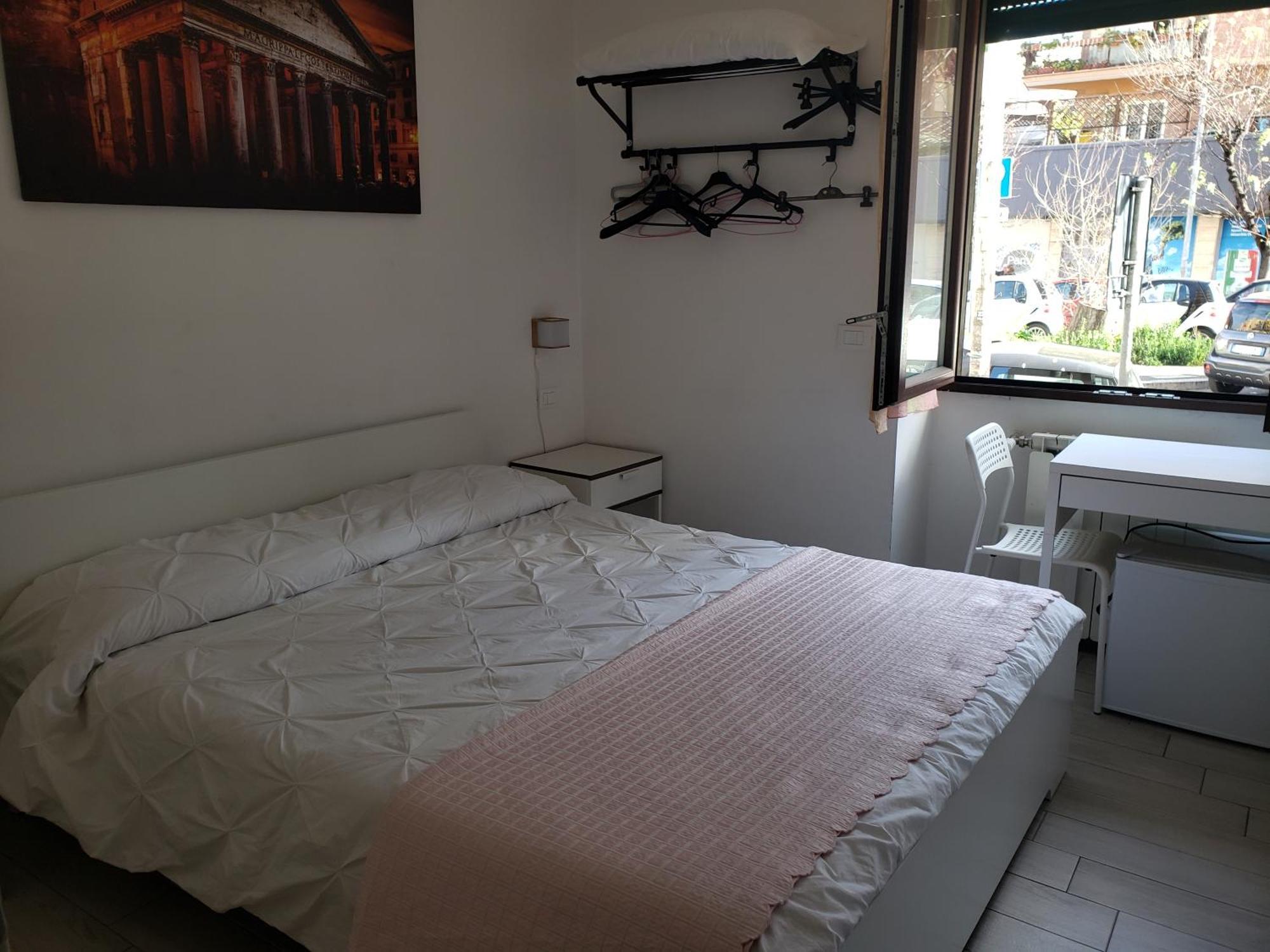 Metro B 10 Passi Dalla Metro B Bed & Breakfast